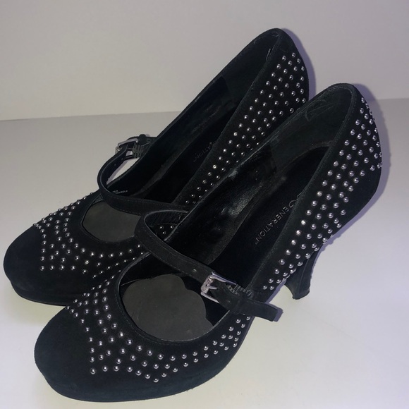 BCBG Heels - Picture 2 of 7